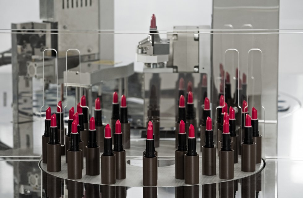 lipstick detail machine.jpg