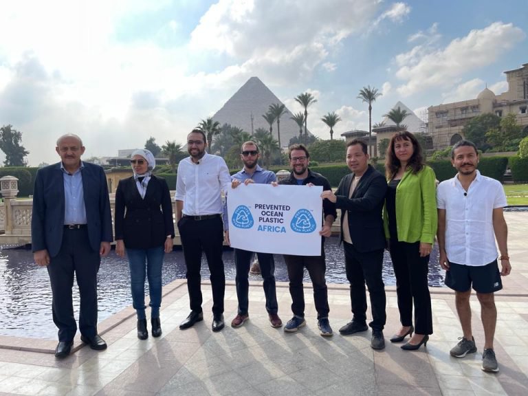 Prevented-Ocean-Plastic-and-the-worlds-leading-recyclers-sign-new-Prevented-Ocean-Plastic-Standards-at-the-foot-of-the-pyramids-in-Cairo-ahead-of-COP27-768x576.jpeg
